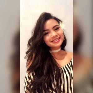 Meet your Posher, Leah rose